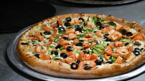 Pizza Gallery Red 11