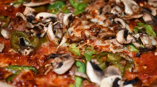 Pizza Gallery Dark 25