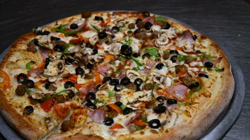 Pizza Gallery Dark 28