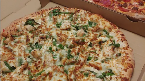 Pizza Gallery Red 29